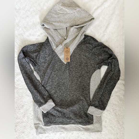 NWT- LENNON & WOLFE Lightweight Pullover Hoodie - Picture 1 of 10